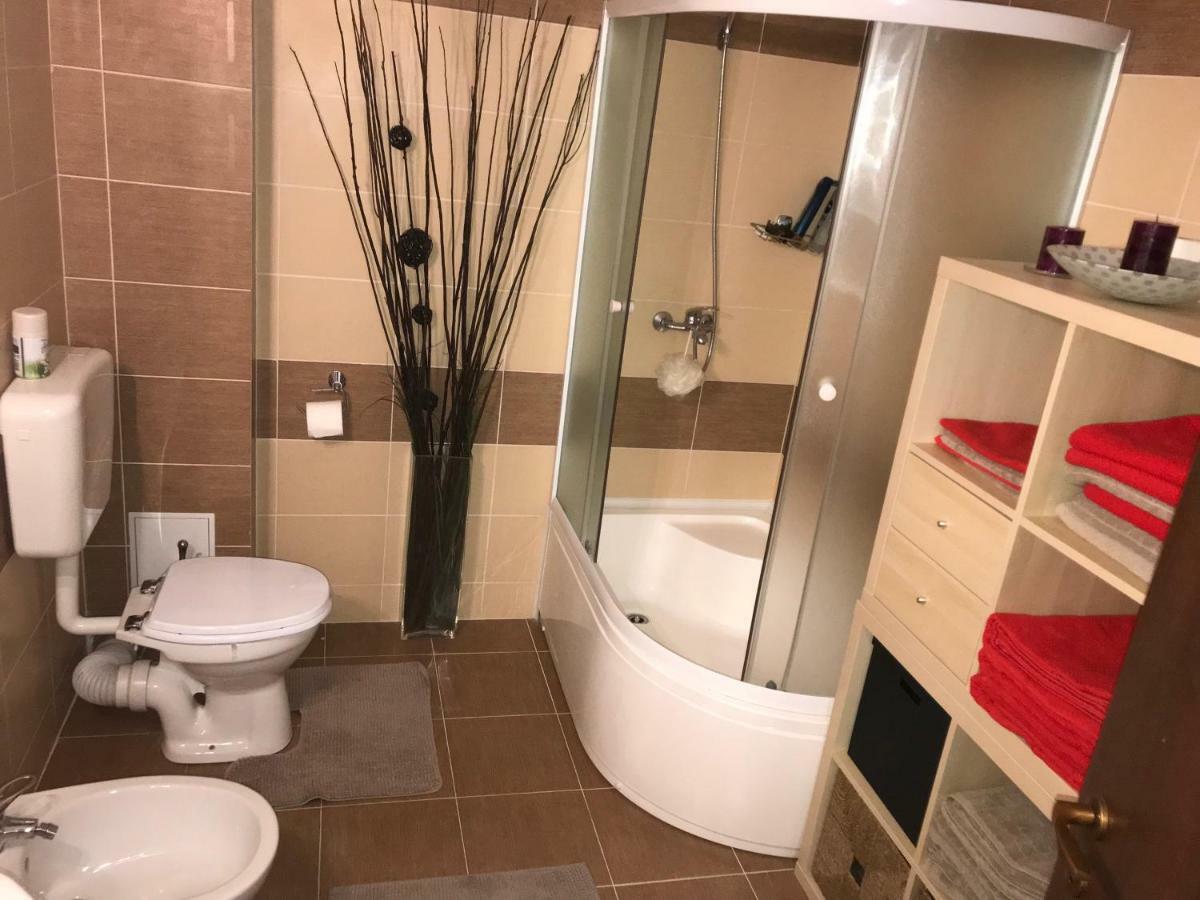 Luxury Apartment Mihai Bravu Bukares Bagian luar foto