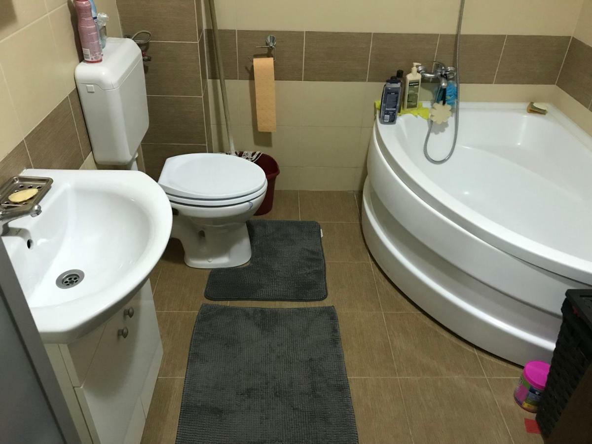 Luxury Apartment Mihai Bravu Bukares Bagian luar foto