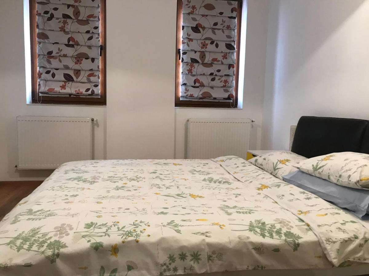 Luxury Apartment Mihai Bravu Bukares Bagian luar foto